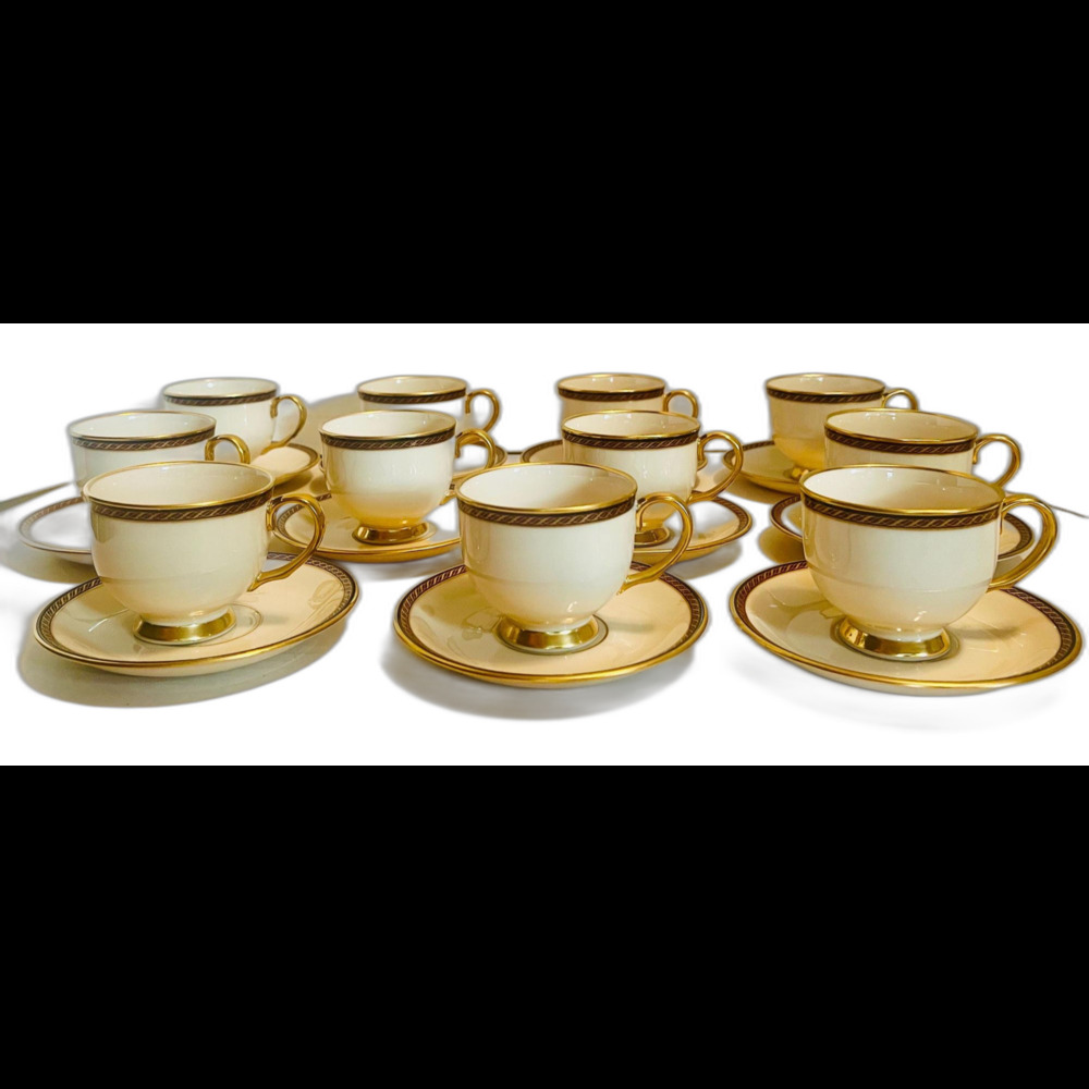 Lenox Monroe Presidential Collection Porcelain footed cups saucers Gold Trim